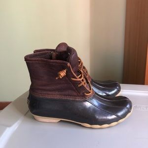 Sperry topsider boots